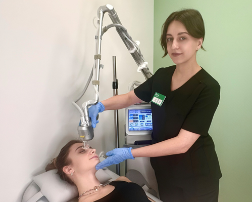 Лазерное омоложение лица CO2 AMI BIOXEL