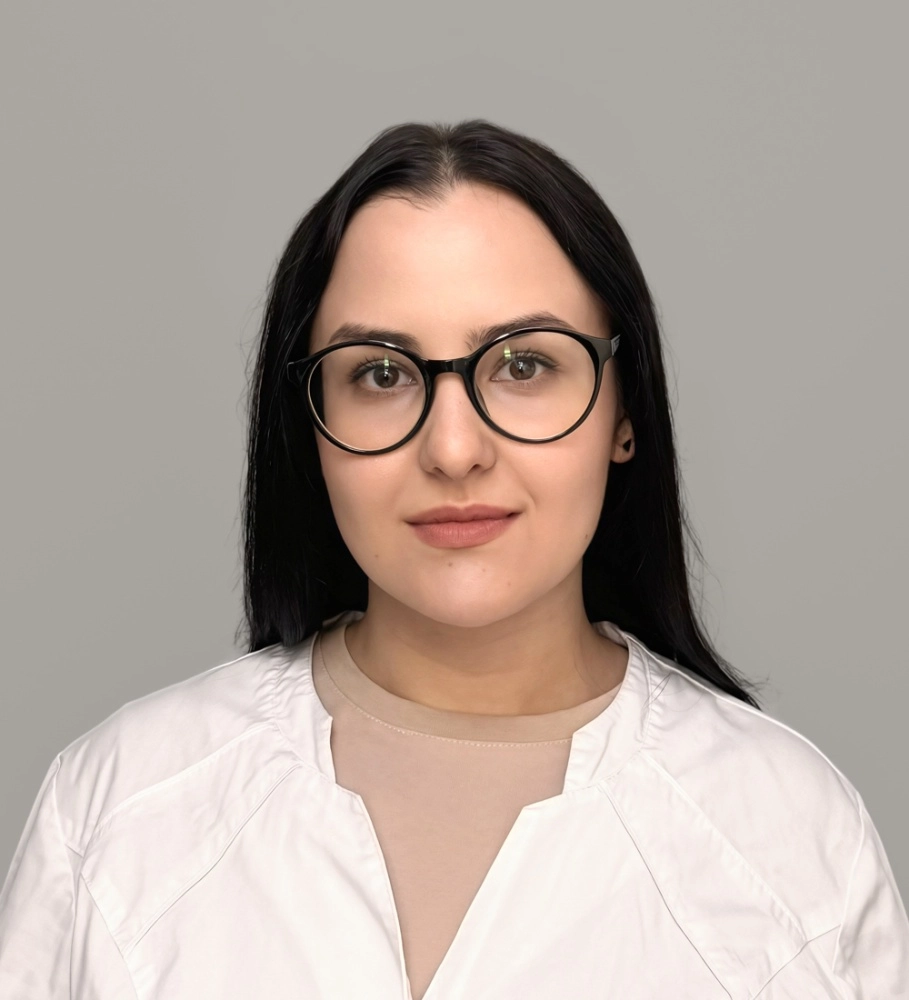 Хмыз Ксения Владимировна